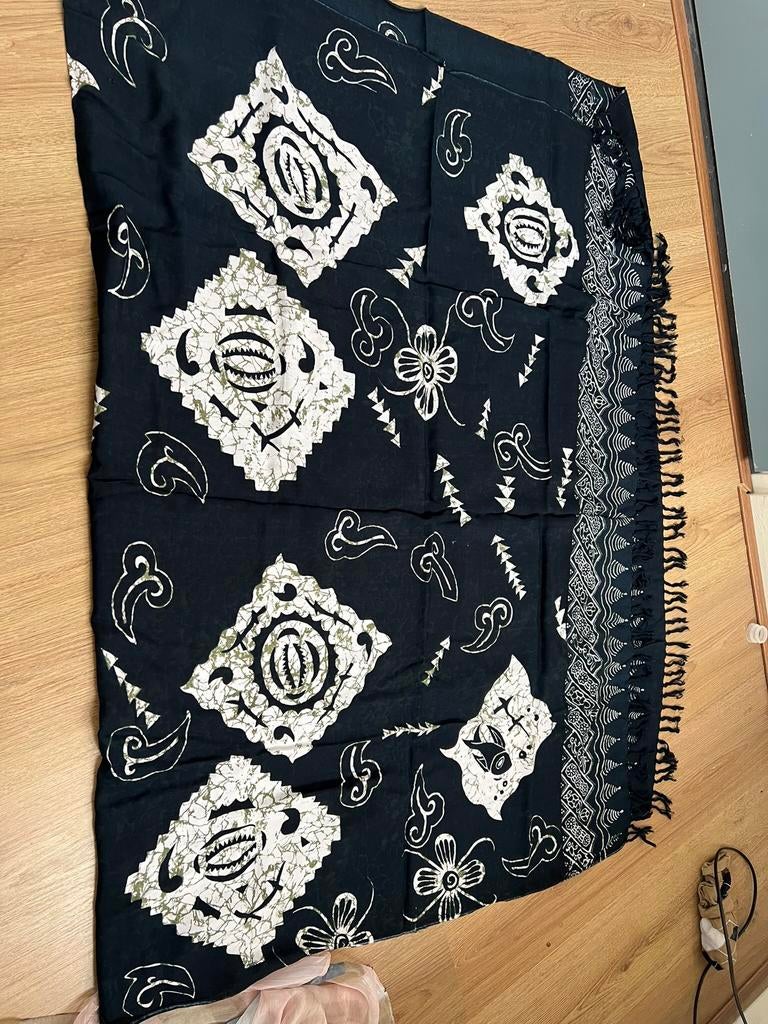 Batik wikkeldoek wikkelrok lap pareo donkerblauw groen, Ophalen of Verzenden, Zo goed als nieuw, X, Sjaal