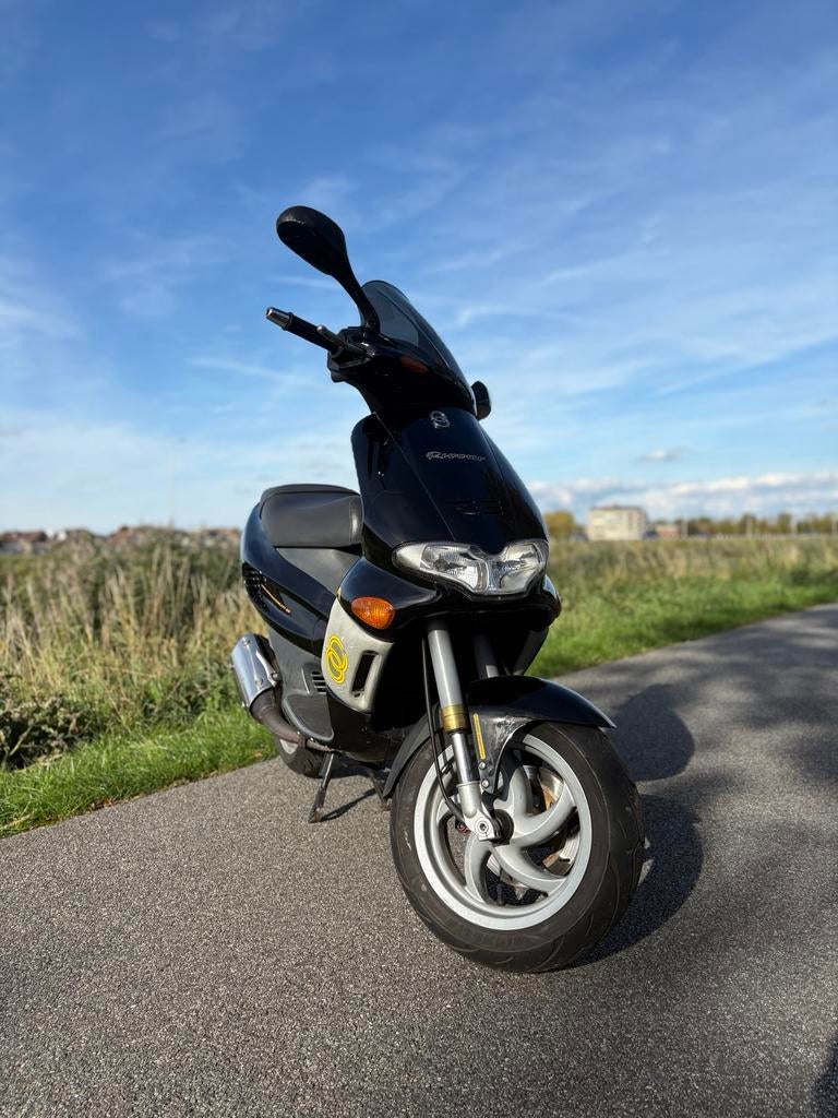 Gilera Runner 180cc Dubbel Disc, Fietsen en Brommers, Scooters | Piaggio, Ophalen, Zo goed als nieuw, Benzine, Overige modellen