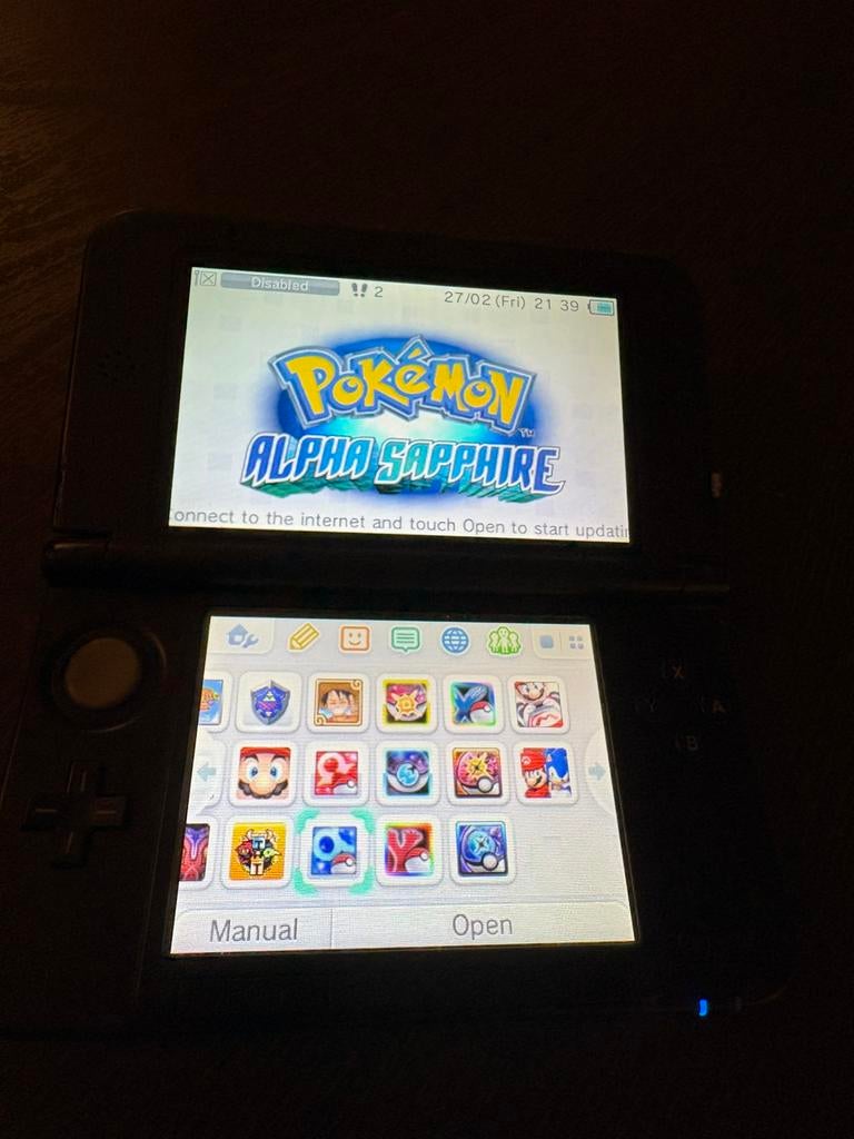 Nintendo 3DS XL met games en oplader, Ophalen of Verzenden, Zo goed als nieuw, 3DS, Met games