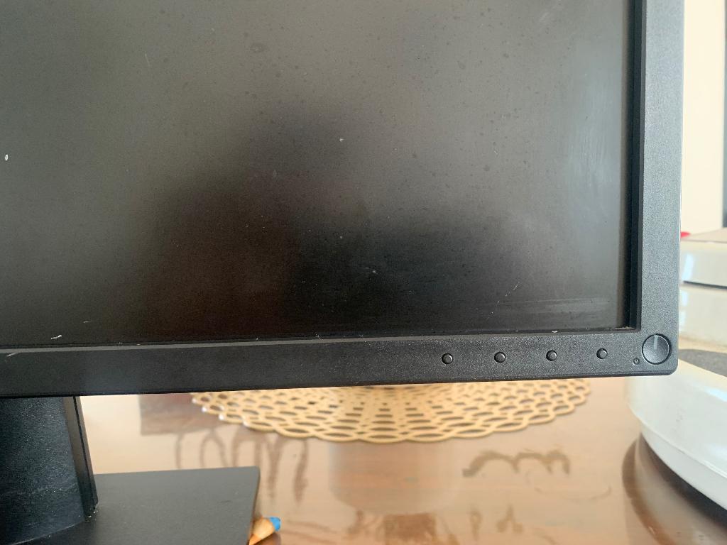 Dell monitor, Ophalen, Zo goed als nieuw, Onbekend