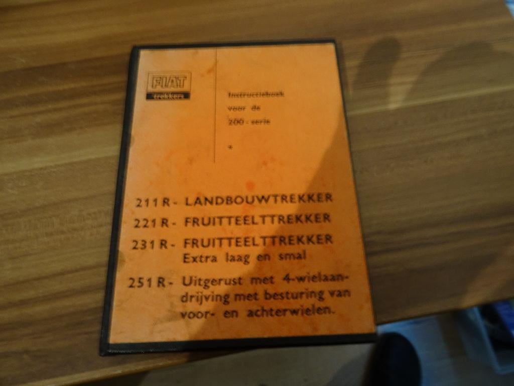 Een mooi instructie van fiat 200 serie, Verzenden, Zo goed als nieuw, Folder