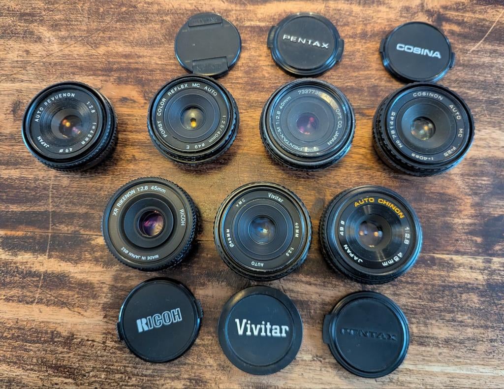 Verzameling van 7 Pentax PK pancakes Ricoh Porst Cosina, Ophalen, 1960 tot 1980, Lens of Lenzen