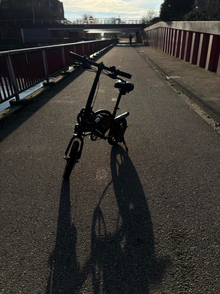 DYU minibike met trappers, Fietsen en Brommers, Steps, Ophalen, Zo goed als nieuw