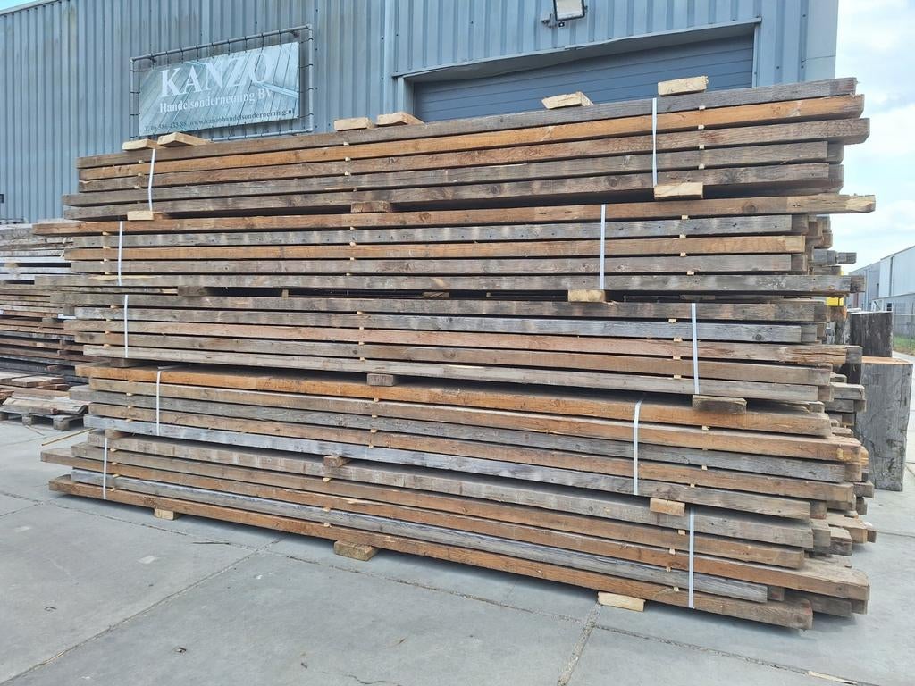 Grenen  sloophout  balken  gordingen  vloerbalken