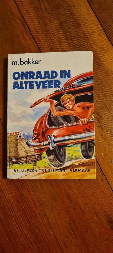 Onraad in Alteveer - M. Bakker, Boeken, Ophalen of Verzenden, Gelezen, M. Bakker, Fictie algemeen
