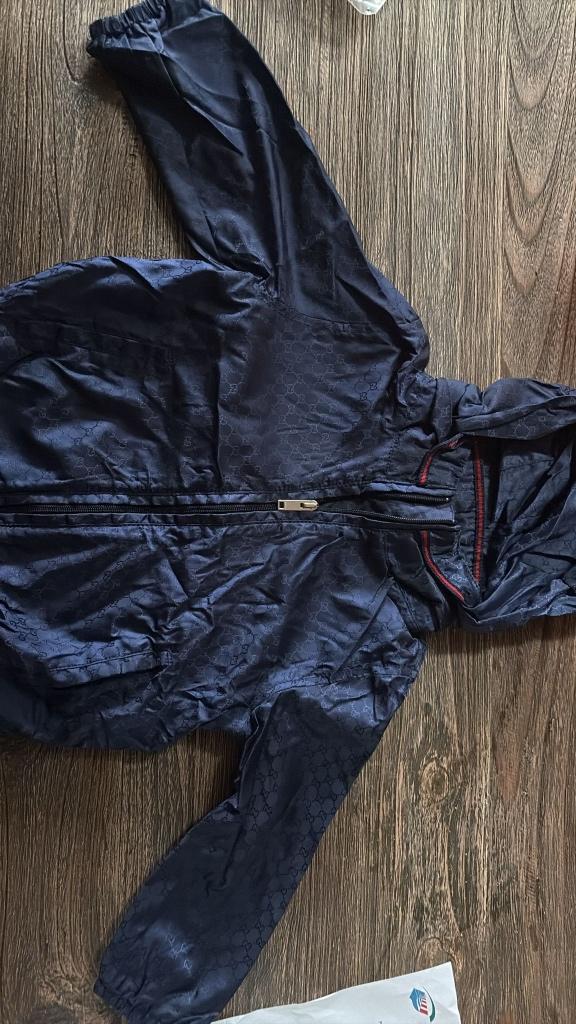 Luxe designer kleding  Gucci, Burberry & Dolce & Gabbana, Kinderen en Baby's, Ophalen of Verzenden, Zo goed als nieuw, Overige maten