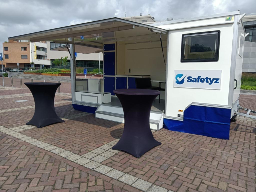 Promotiewagen beurswagen handhavingsunit jurwagen huren, Zakelijke goederen, Partijgoederen en Retail | Verkoopwagens, Ophalen