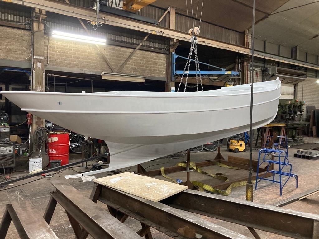 stijlsteven stalen sloep, Watersport en Boten, Ophalen of Verzenden, Nieuw, Staal, 6 meter of meer