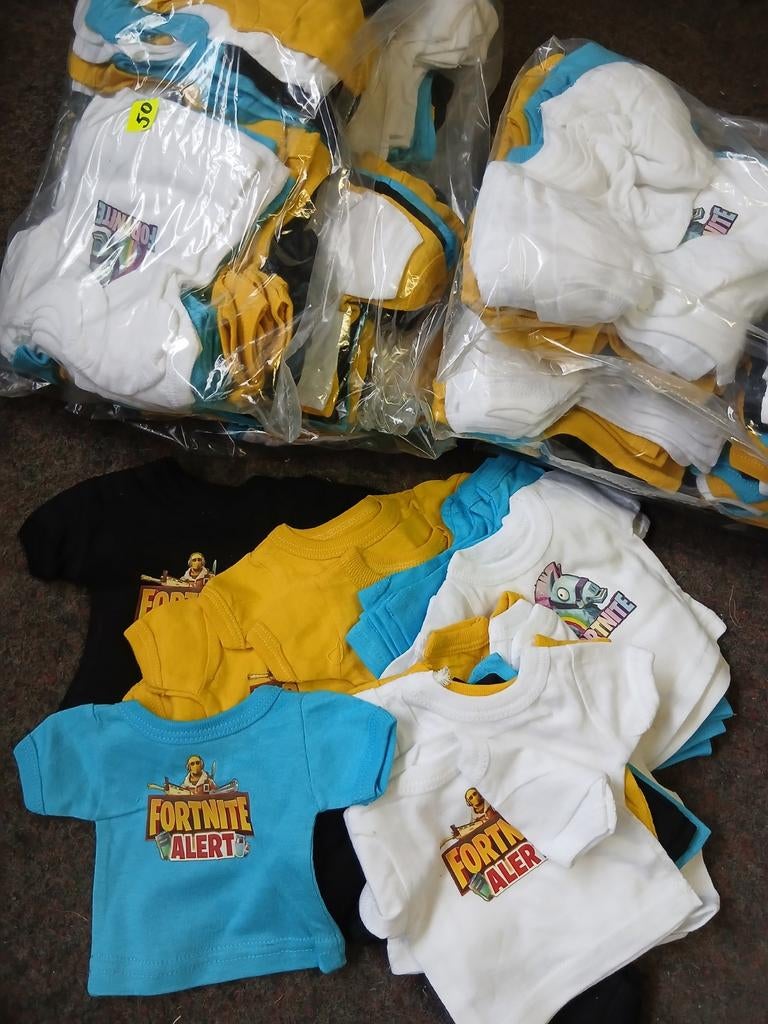 T-shirts voor poppen van Fortnite, Overige typen, Fortnite, Nieuw, Ophalen of Verzenden