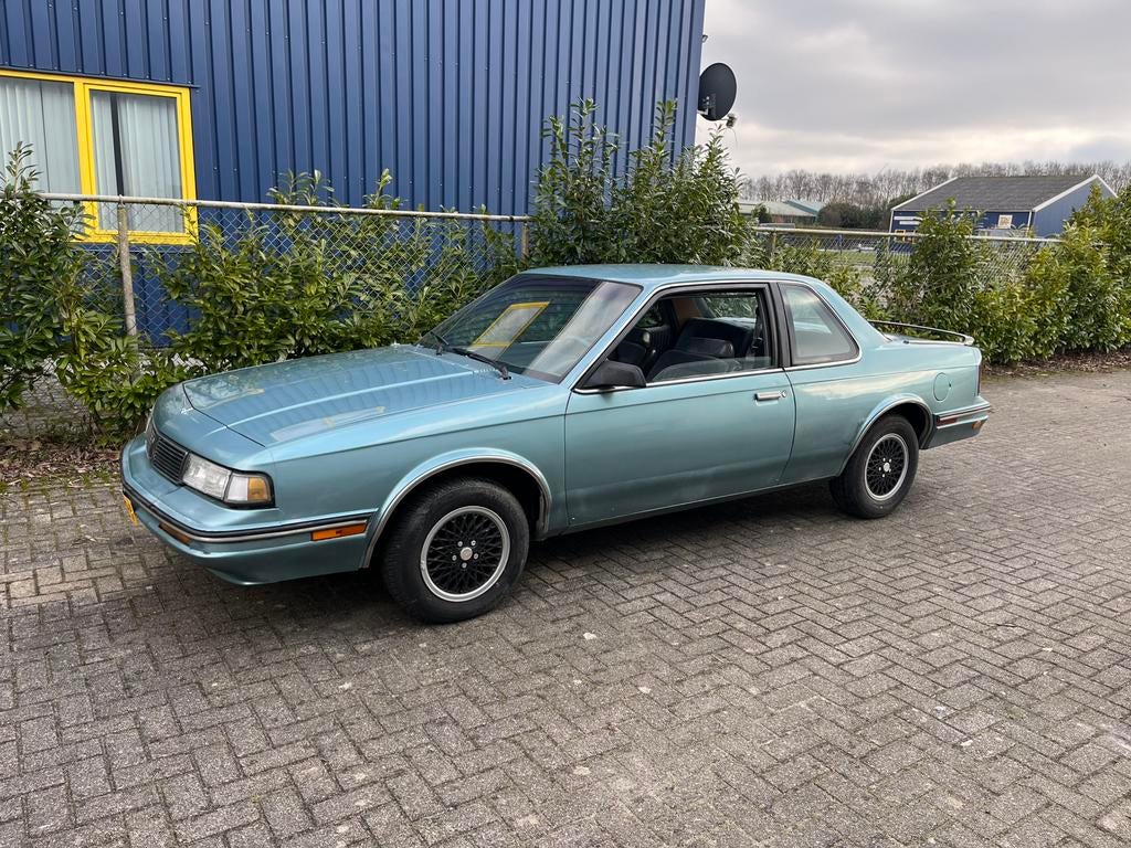 Oldsmobile Cutlass Ciera SL FE3 2.8l V6, automaat, Blauw, Bedrijf, Grijs, 2800 cc