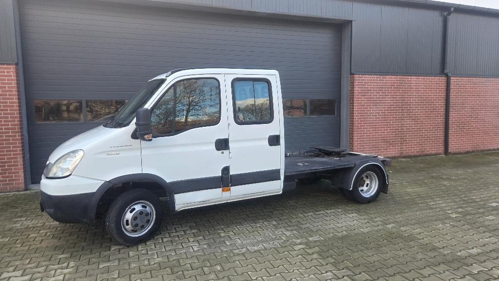 Iveco Daily BE Trekker Dubbel Cabine 2011 - 92.000km, Auto's, 4 cilinders, Iveco, 7 stoelen, Bedrijf