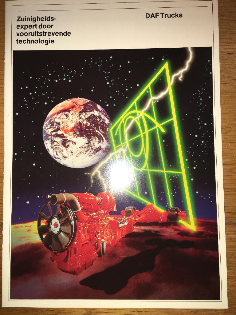 DAF motor folder brochure 3600 3300 2800 Space Cab ATI, Ophalen of Verzenden, Zo goed als nieuw, Overige merken