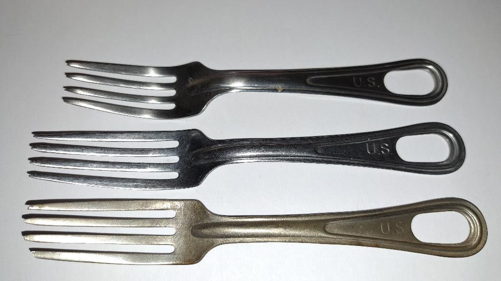 WWII - US - US Vorken - Diverse makers, Verzamelen, Militaria | Tweede Wereldoorlog, Verzenden, Overige soorten, Amerika, Embleem of Badge