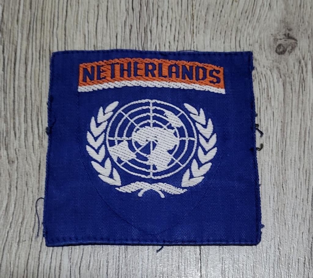 VN Netherlands embleem UNIFIL, Verzamelen, Militaria | Algemeen, Ophalen of Verzenden, Landmacht, Nederland, Embleem of Badge