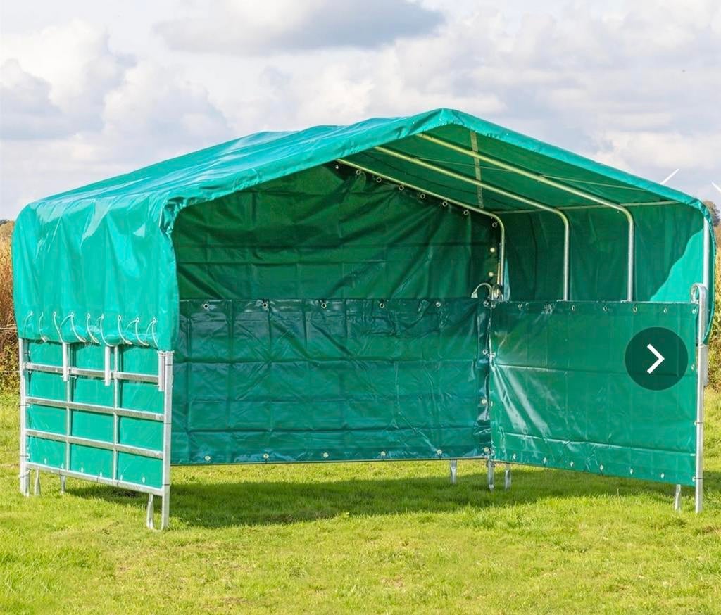 Robuuste Weidetent / Schuilhut voor Dieren, Weidegang, 2 of 3 paarden of pony's
