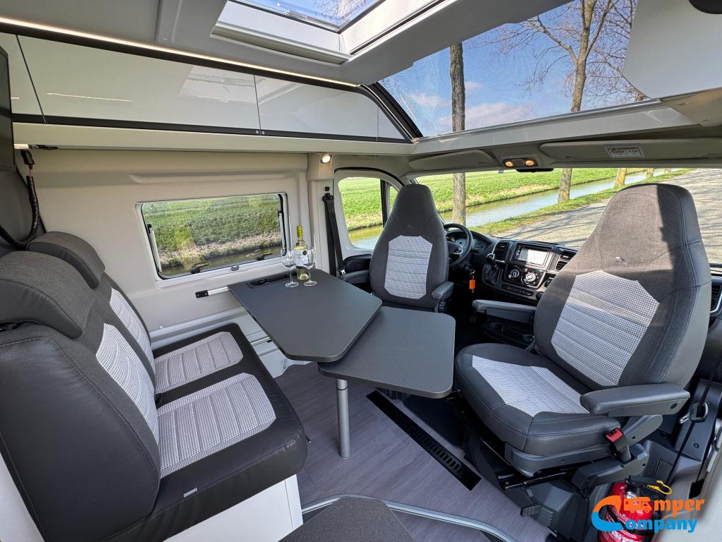 Adria Twin Supreme 640 SLB Lengte bedden / Automaat, Caravans en Kamperen, Campers, Automaat, Ringverwarming, Fiat, Bedrijf