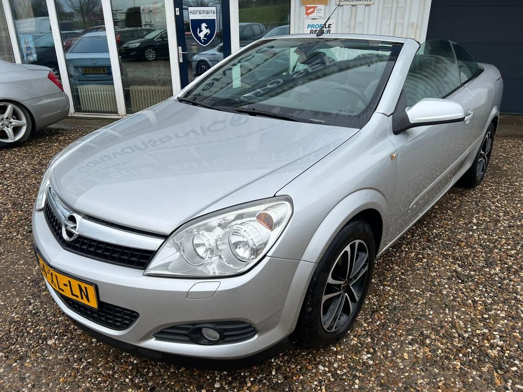Opel Astra TwinTop 1.8 Cosmo (bj 2007), 4 cilinders, Cabriolet, 4 stoelen, 1796 cc