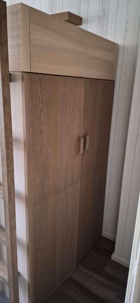 Handgemaakte eiken hoogslaper met bureau en kasten, Ophalen, Zo goed als nieuw, Hoogslaper