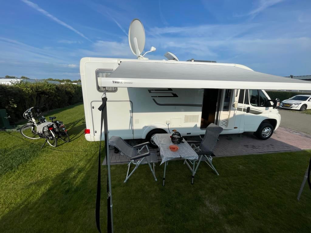 Thule luifel type 4900 mystic grey 3,5 m, Ophalen, Zo goed als nieuw