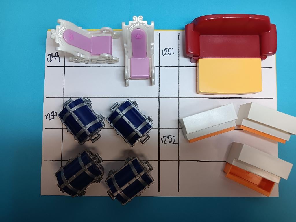 Playmobil Onderdelen 1249-52 Schommelstoel Kast Koffer, Verzenden, Gebruikt, Los playmobil