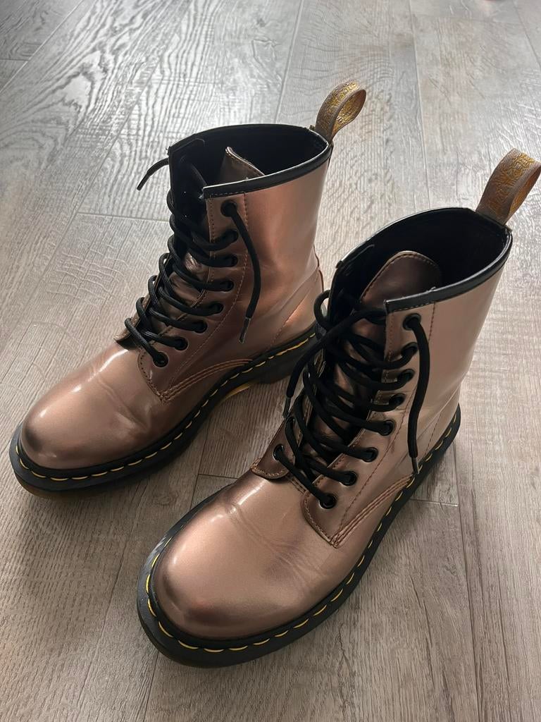 Dr. Martens maat 39 ZGAN, Zwart, Lage of Enkellaarzen, Ophalen of Verzenden, Zo goed als nieuw