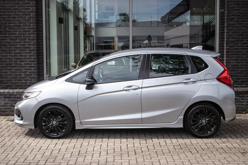 Honda Jazz 1.5 i-VTEC Dynamic | All-season banden | sportiev, Auto's, 12 maanden, 4 cilinders, 49 €/maand, Bedrijf