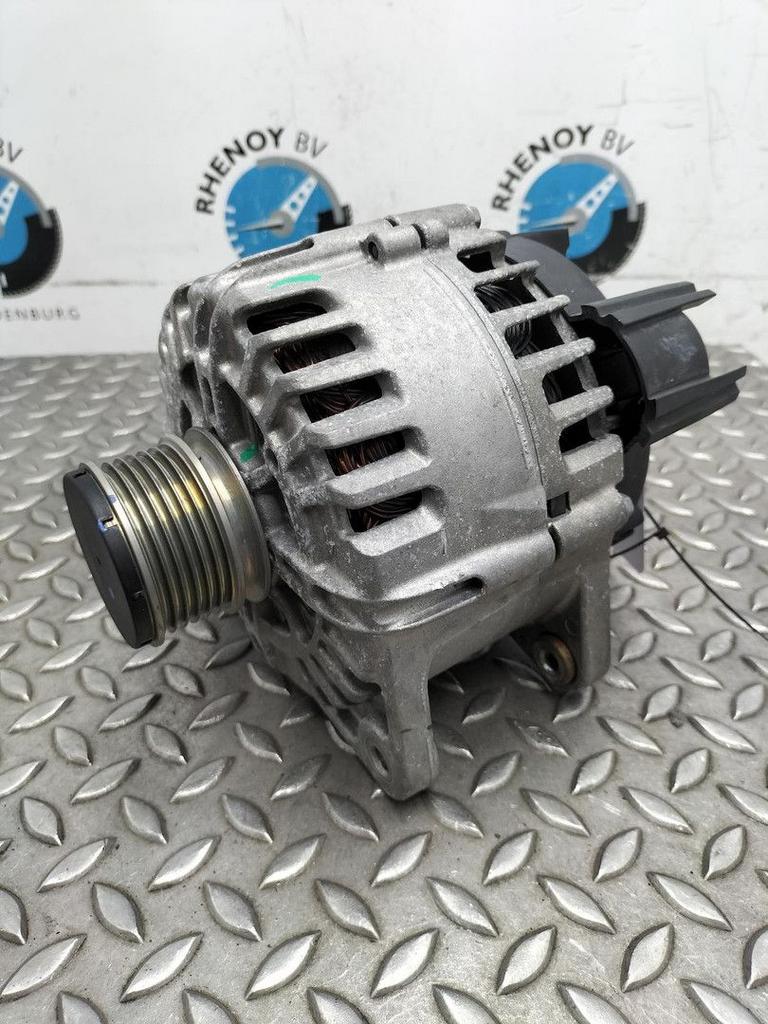 RENAULT KANGOO DYNAMO 231006293R 2021, Ophalen of Verzenden, Gebruikt, Stiba lid