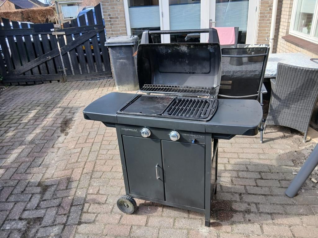 CampinGaz gasbarbecue met grill en bakplaat, Ophalen, Gebruikt, CampinGaz