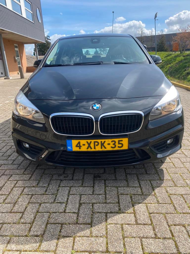 BMW 2-serie Active Tourer 218d Executive, Auto's, BMW, Voorwielaandrijving, Euro 6, 150 pk, Zwart