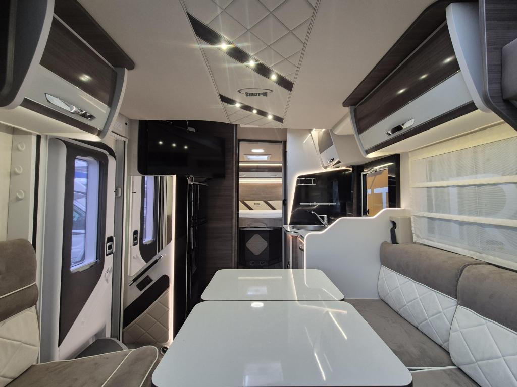 McLouis MC4 862 Automaat Face to Face, Caravans en Kamperen, Campers, Automaat, Airbags, Bedrijf, Diesel