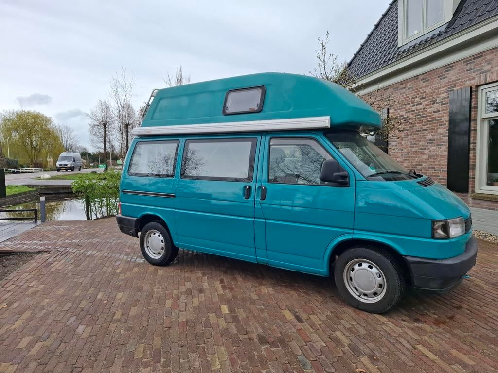Zeer nette VW T4 California camper | Vast hoog dak | 4 pers., Caravans en Kamperen, Campers, Buscamper of Camperbus, Volkswagen
