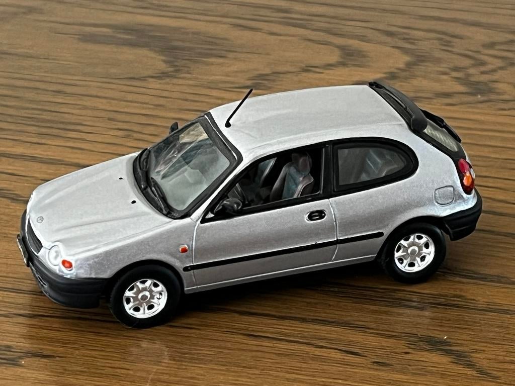 Vitesse Toyota Corolla Hatchback zilver 1:43 1997, Hobby en Vrije tijd, Modelauto's | 1:43, Ophalen of Verzenden, Zo goed als nieuw