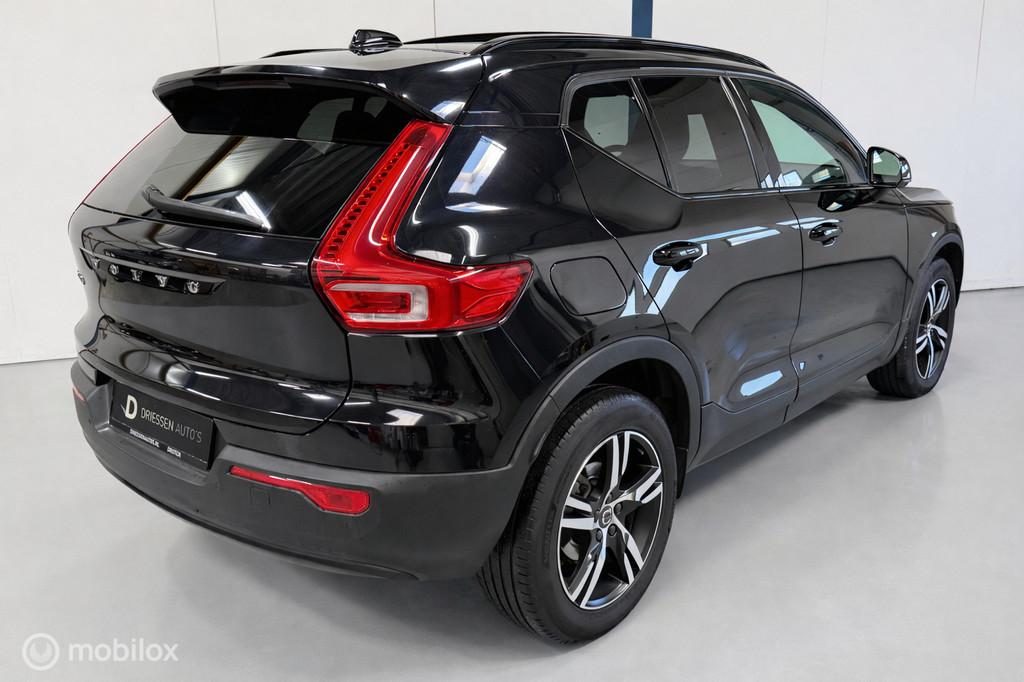 Volvo XC40 1.5 T3 R-Design PANO / 360 / 1E EIGENAAR, Gebruikt, Euro 6, 14 km/l, Bedrijf