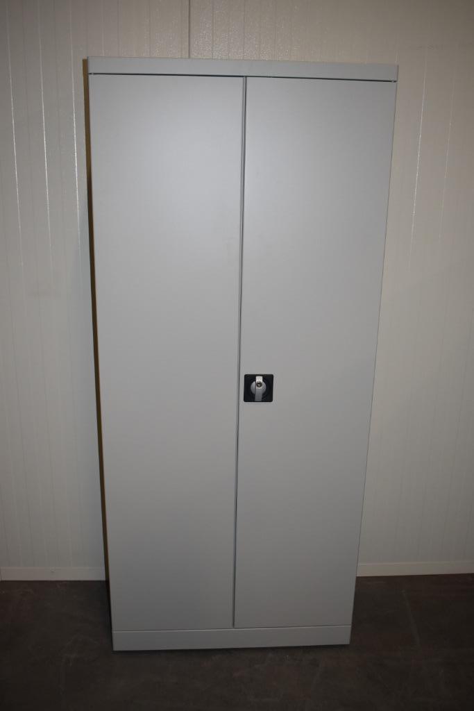 Stalen lichtgrijze draaideurkast/archiefkast/opbergkast, Niet ingevuld, Niet ingevuld, Nieuw, Met slot