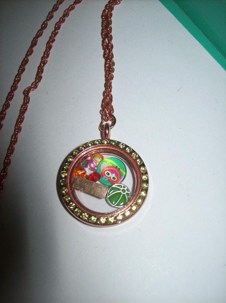 Ketting Goudkleur Magneet Hanger Bedels Kristal, Verzenden, Nieuw, Steen of Mineraal, Met kristal