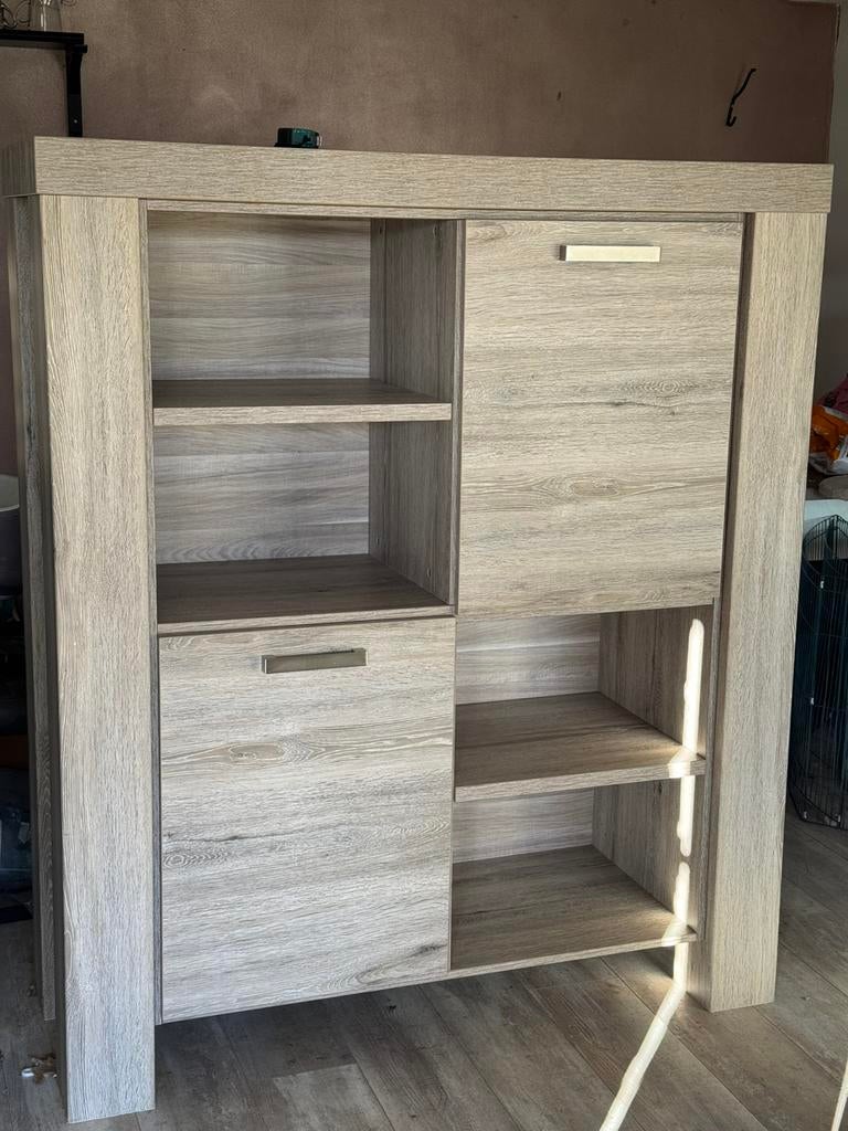 Zeer nette kast, Ophalen, Gebruikt