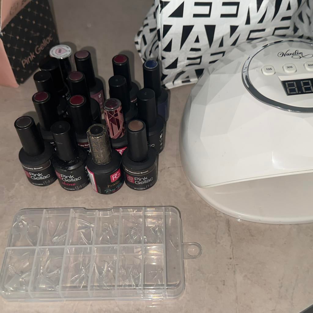 Pink Gellac met lamp, Ophalen, Zo goed als nieuw, Roze, Handen en Nagels