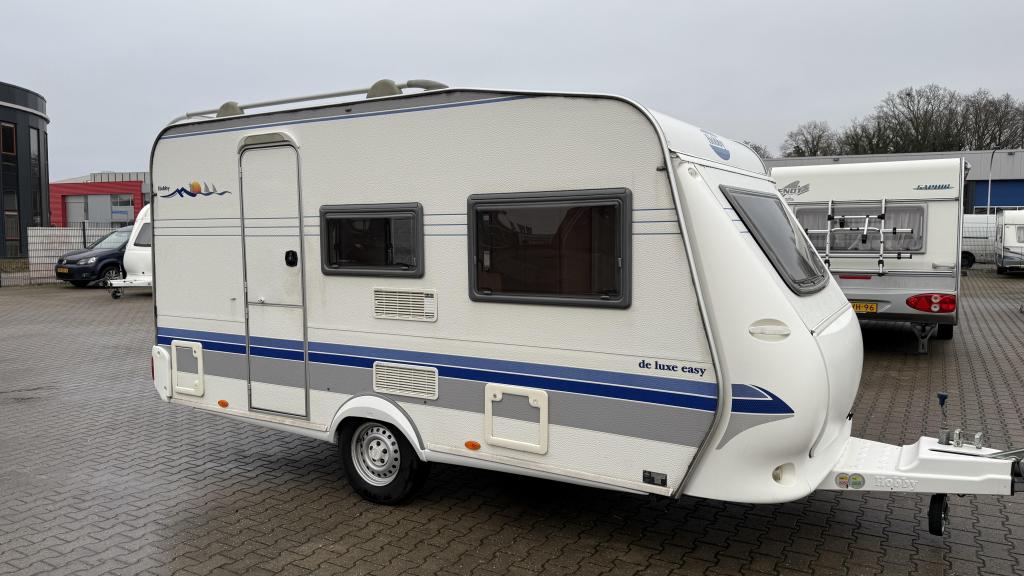Hobby De luxe Easy 400 SF bj 2003 met voortent en luifel, Hobby, Bedrijf, Treinzit, 4 tot 5 meter