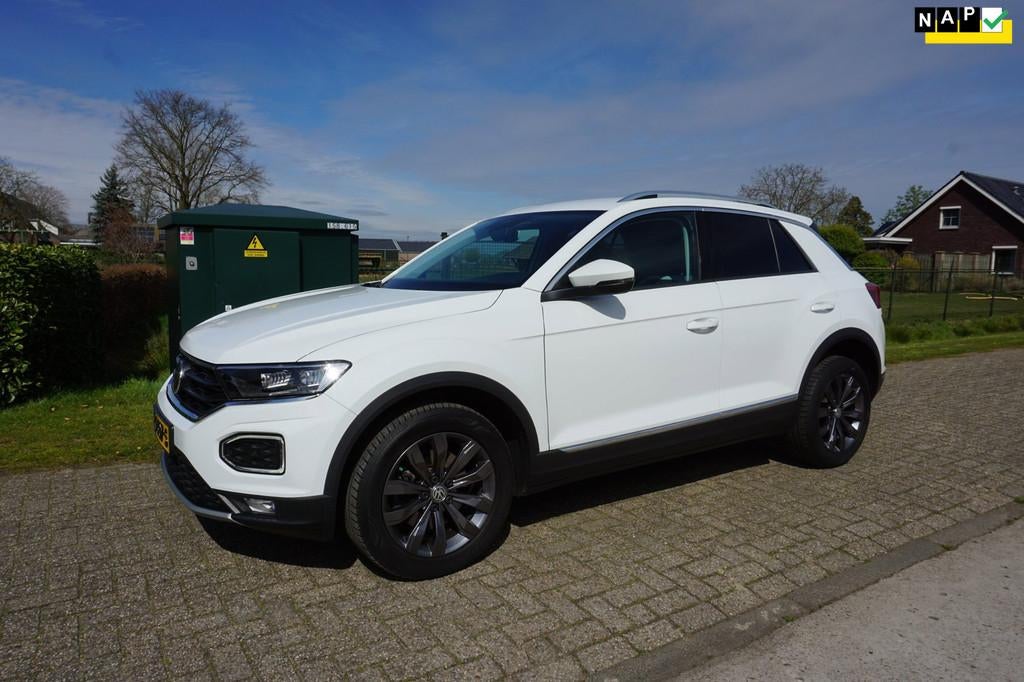 Volkswagen T-Roc 1.5 TSI Sport 1e eigenaar virtual cockpit L, Auto's, Voorwielaandrijving, Euro 6, 4 cilinders, 150 pk