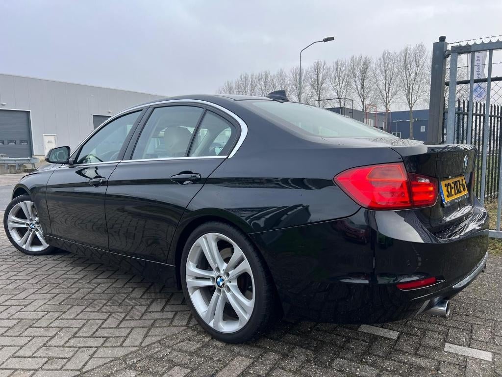 BMW 3-Serie 3.0 I 335i 2012 Automaat Leer Camera Head-up Ful, Auto's, BMW, Automaat, Achterwielaandrijving, USB, Beige