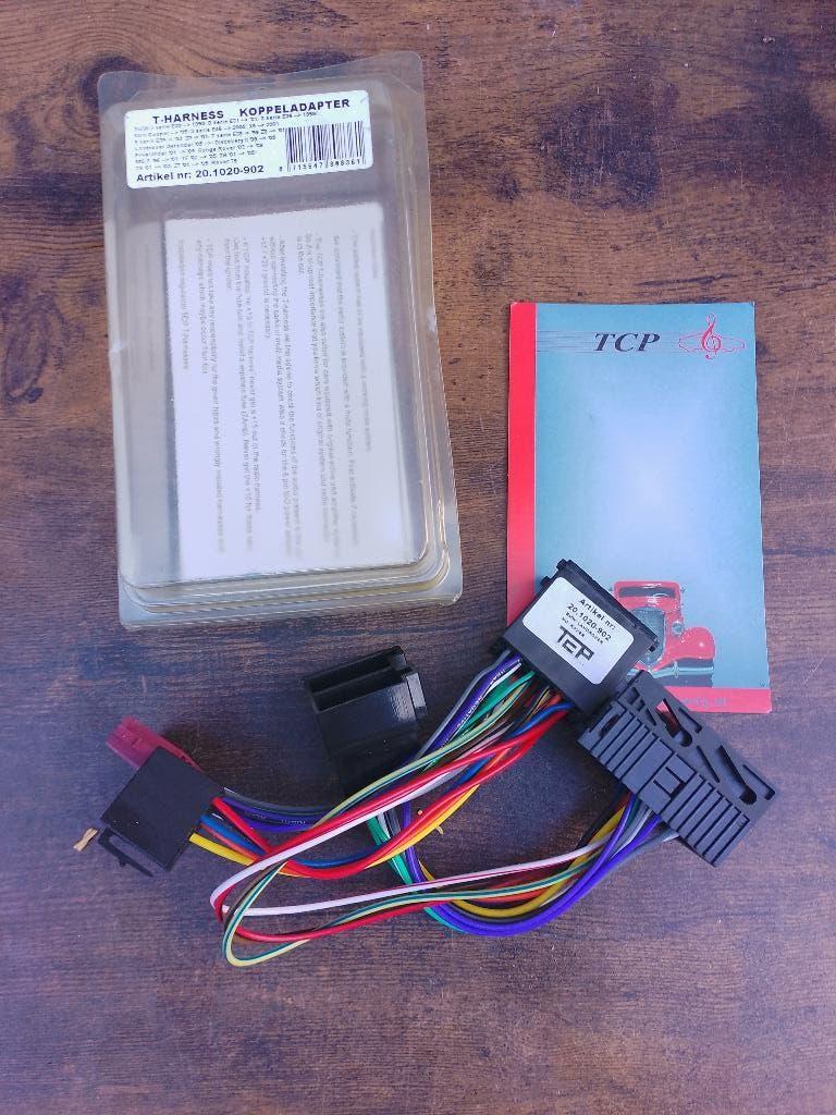 TCP 20.1020-902 Koppeladapter radio o.a BMW E30 E36 E46 X5, Ophalen of Verzenden, Zo goed als nieuw