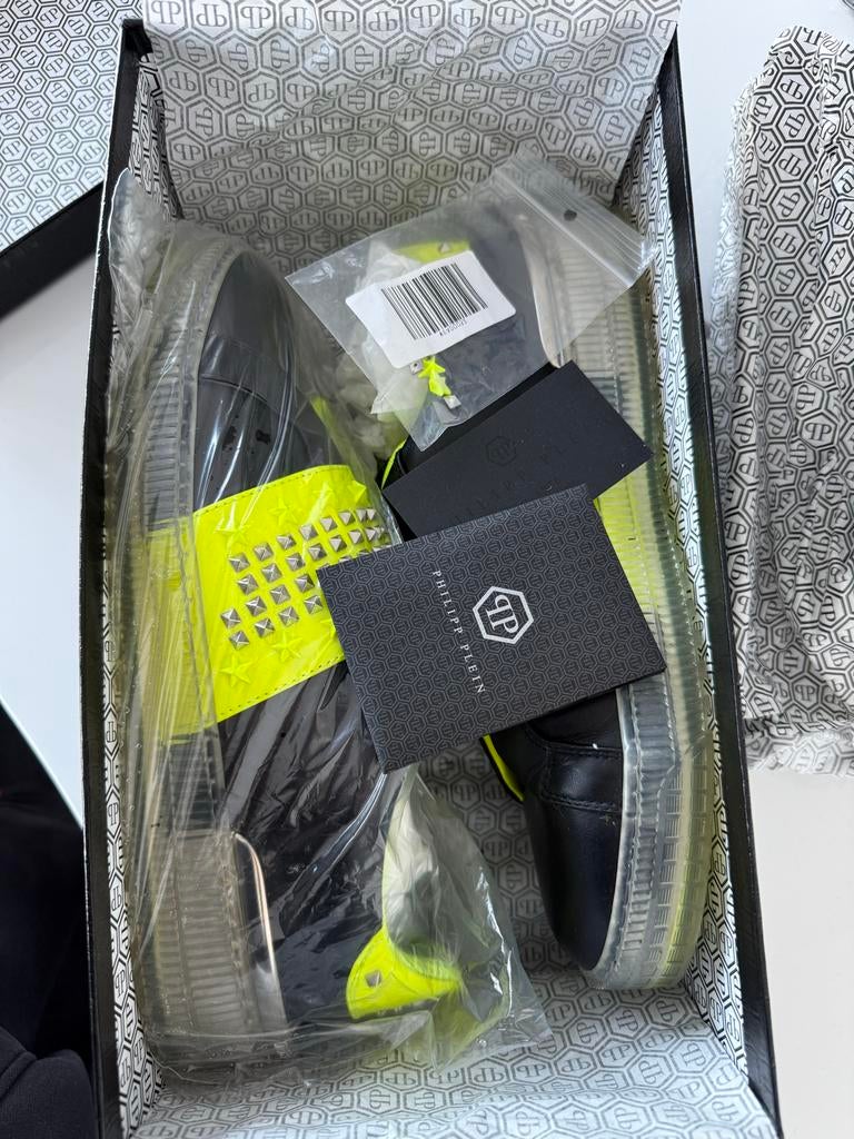 Philipp Plein sneakers - Maat 42 met doos en certificaat, Ophalen of Verzenden, Zo goed als nieuw, Zwart, Sneakers of Gympen