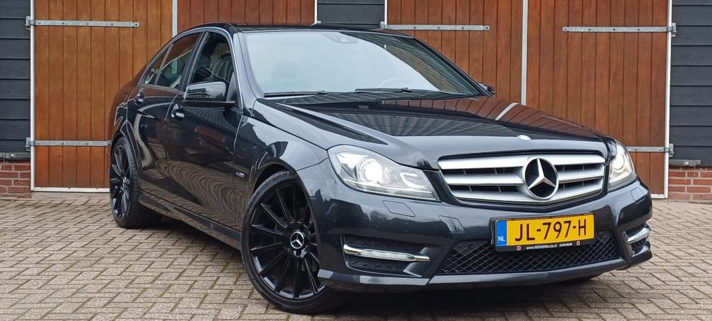 Mercedes-Benz C-Klasse 180 Avantgarde, AMG pakket, Bluetooth, Auto's, Automaat, Euro 5, Gebruikt, 1532 kg