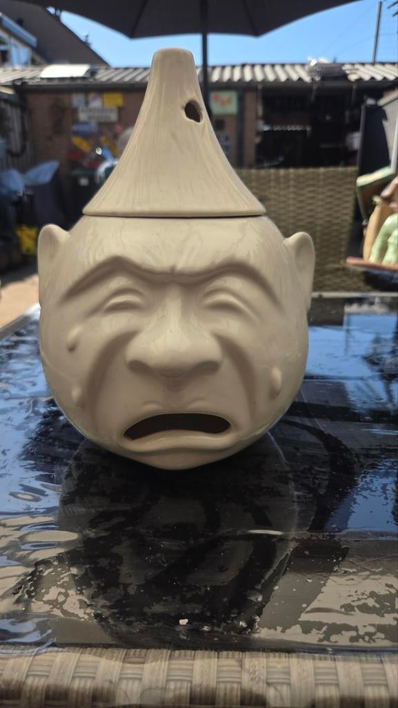 Jankende uien pot, Ophalen, Gebruikt