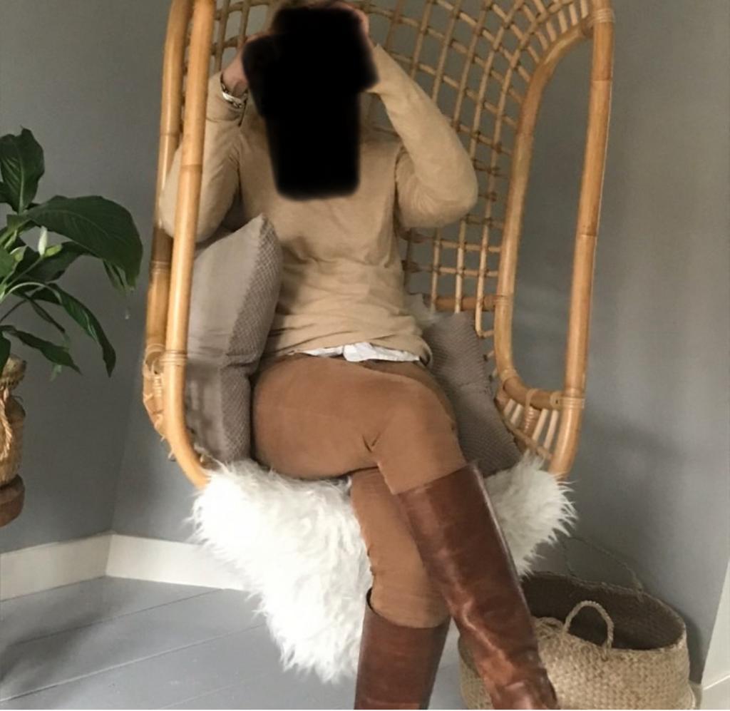 Heerlijke rotan hangstoel met bevestigingshaak & ketting, Huis en Inrichting, Ophalen of Verzenden, Gebruikt