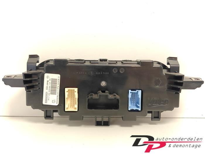 Kachel Bedieningspaneel van een Renault Twingo, Gebruikt, -, Renault, -