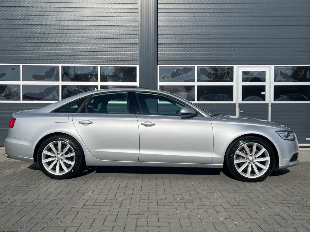 Audi A6 Limousine Nieuw Staat 2.8 FSI (bj 2014, automaat), Auto's, Gebruikt, 2773 cc, 14 km/l, Bedrijf