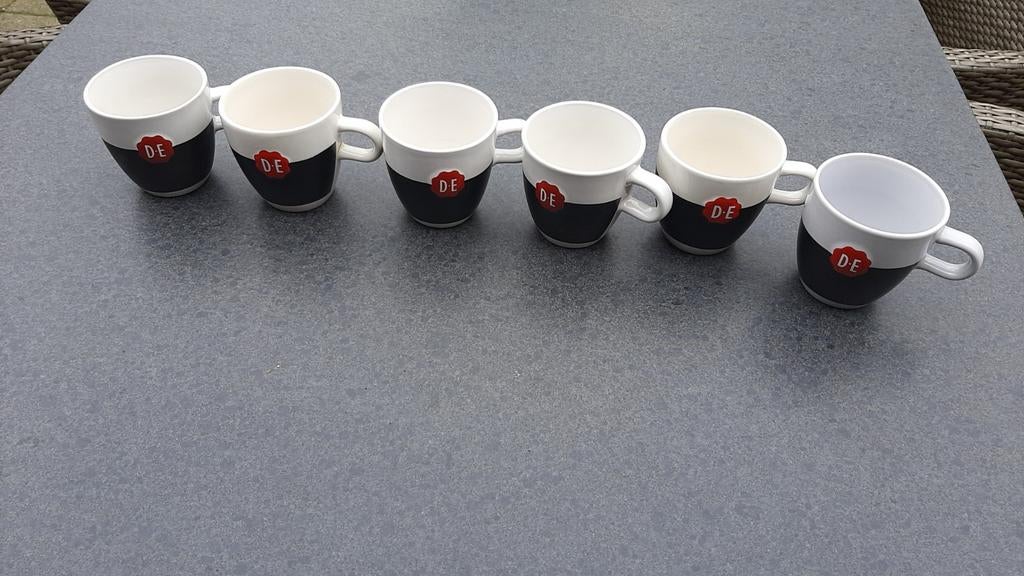 6 douwe egberts krijt mokken, Ophalen, Overige stijlen, Kop(pen) en/of Schotel(s)