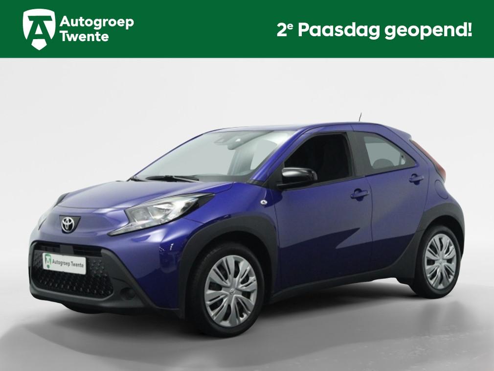 Toyota Aygo X 1.0 VVT-i Active | Private Lease 319,- p.m. |, 12 maanden, Stof, Gebruikt, Zwart