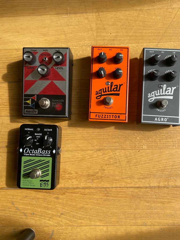 Bass / guitar pedals, Muziek en Instrumenten, Ophalen of Verzenden, Zo goed als nieuw